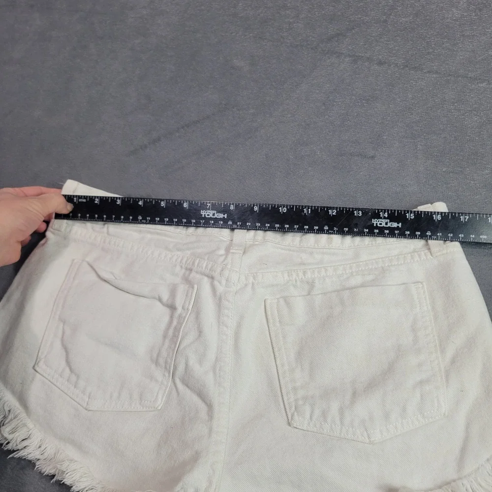 Pistola Denim Shorts Womens 30 White‎ Distressed Cut-Off Frayed P4821IS Summer